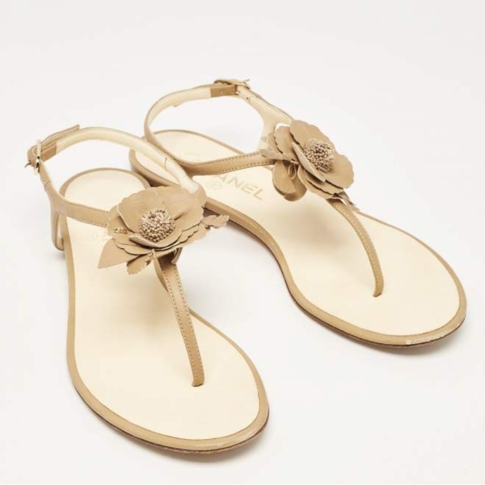 Chanel Brown Leather Camelia Thong Slingback Sandals - Picture 3 of 12